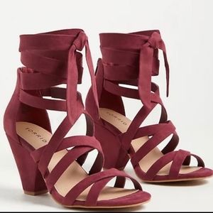 💥Torrid Burgundy Strappy Heel